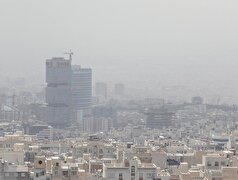 گرد و خاک آسمان تهران را می‌پوشاند