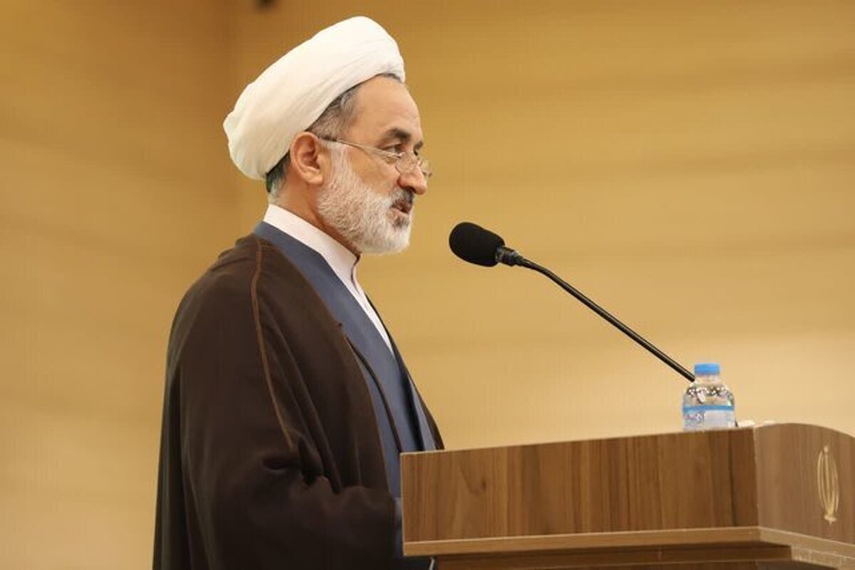 وکالت امانتی الهی و جایگاهی رفیع در نظام اسلامی است