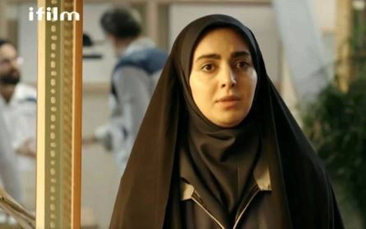 عکس سیاه و سفید از بازیگر نقش مرضیه در سریال بچه مهندس با یک کلا خاص!