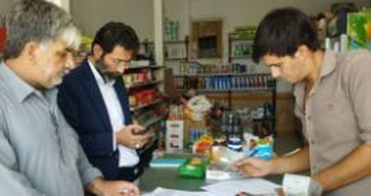پایش فروشگاه‌های عرضه کالابرگ الکترونیکی در سیستان و بلوچستان ادامه دارد