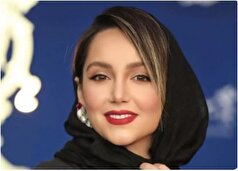 دونفره‌های صمیمانه نازنین بیاتی و گلاره عباسی در پشت صحنه یک نمایش
