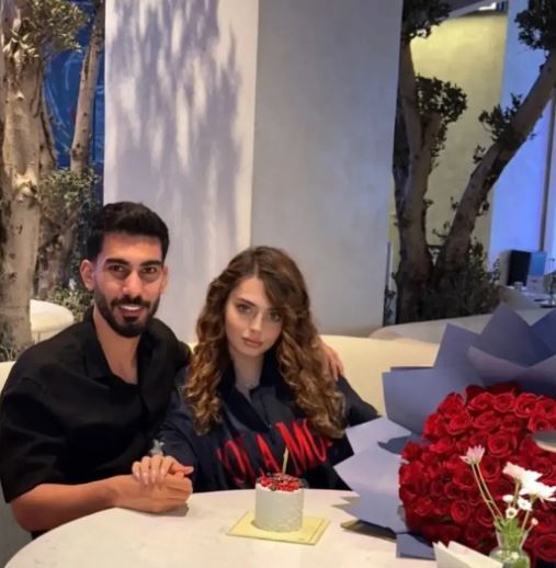 همسر روسی رضا شکاری با چهره عروسکی در شب تولدش! +عکس