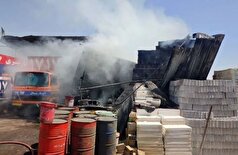 جزئیات آتش سوزی یک انبار کالا در بزرگراه بابایی تهران