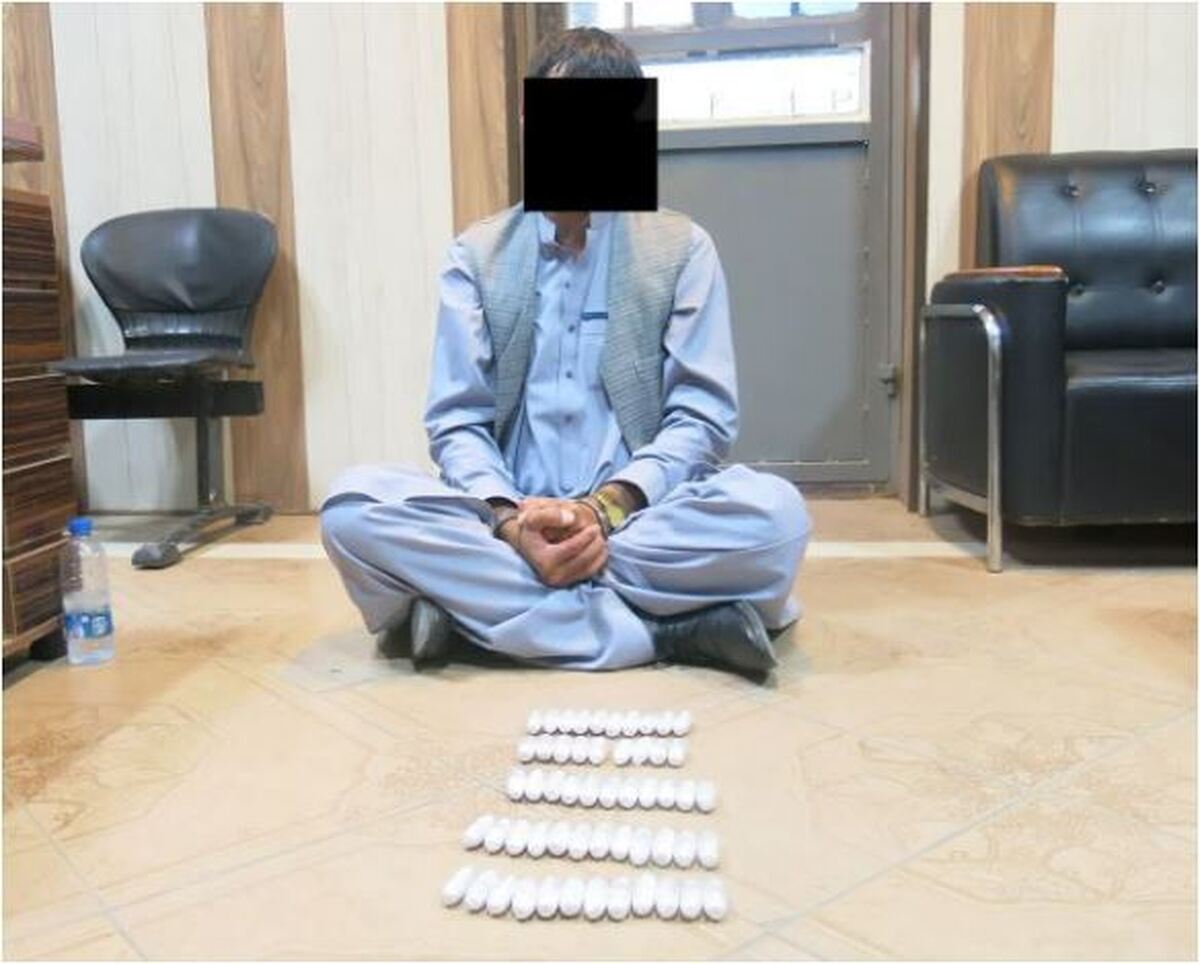 ۱۸۰ بسته هرویین پودری از معده ۲ نفر تبعه افغان بیرون کشیده شد