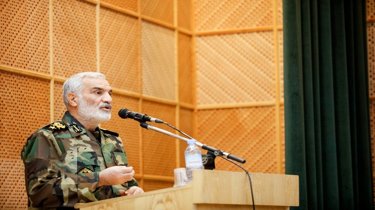 یک مقام نظامی: ارتش با الهام از آموزه‌های دینی تهدید‌های اخیر دشمن را خنثی کرد