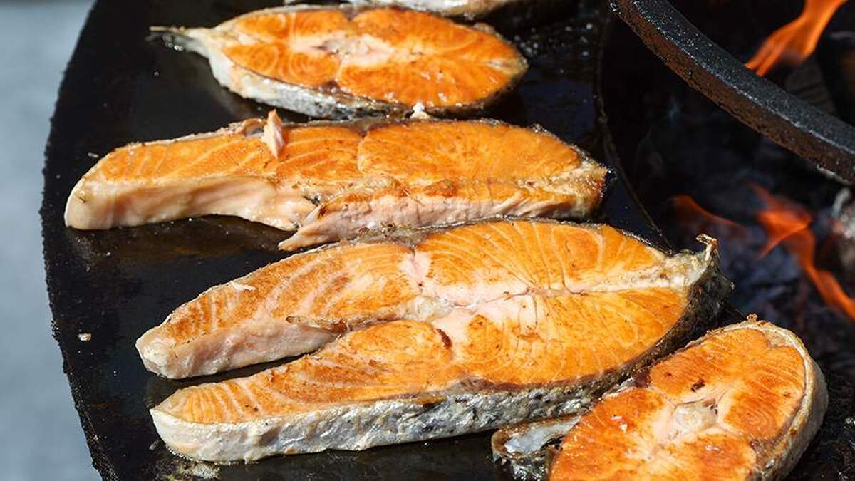 متخصص قلب و عروق درباره تغذیه مناسب برای سلامت قلب صحبت می‌کند