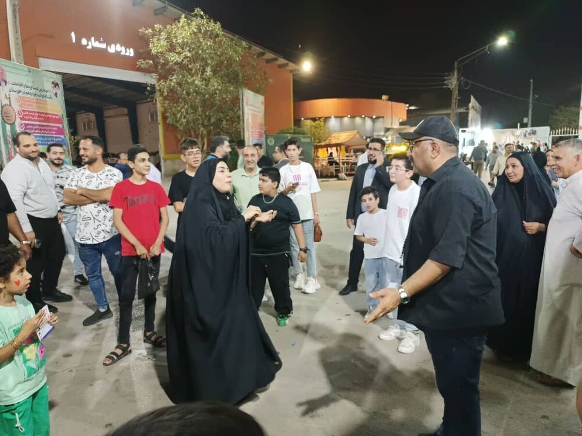 نمایش خیابانی «برای فردا» در اهواز اجرا شد