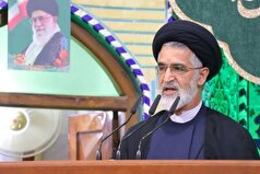 دشمن به دنبال خواسته‌های خود با ایجاد نفاق و چندصدایی در کشور است