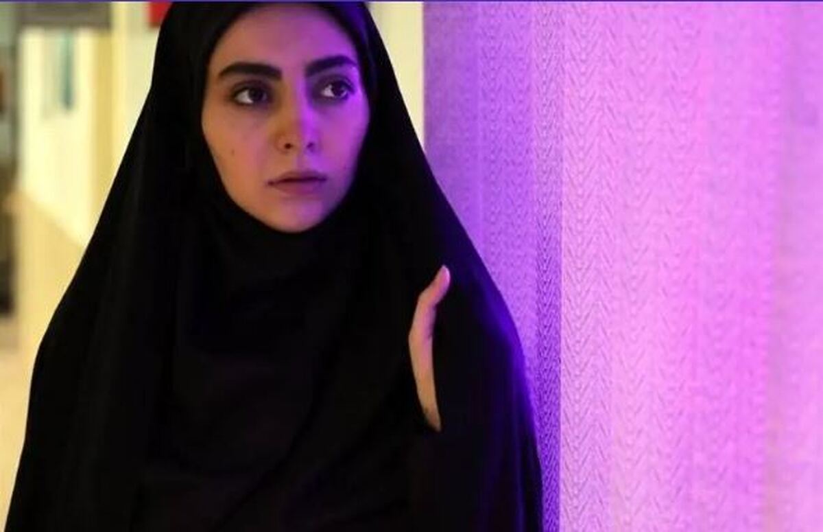کلاه خفن مهشید جوادی در یک سلفی ماشینی جلب توجه کرد