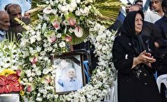 حضور پوری بنایی برای ادای احترام به پیکر «امامعلی حبیبی»