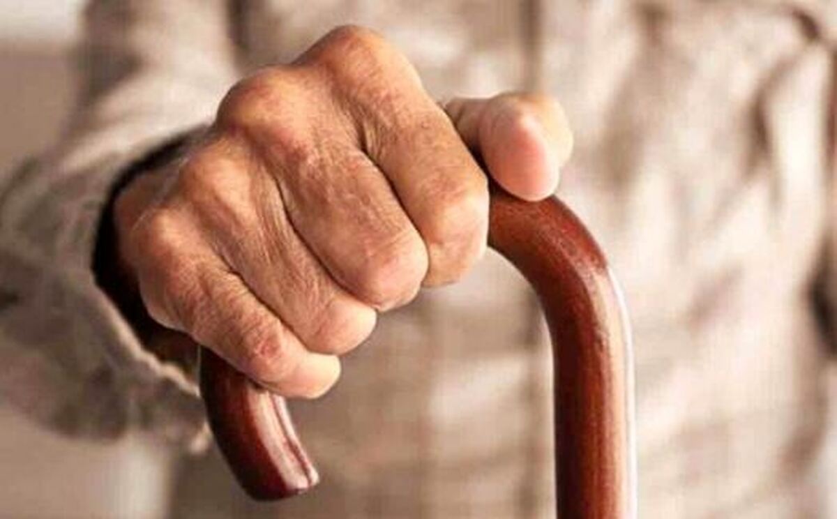علت کاهش توده عضلانی در سالمندان چیست؟