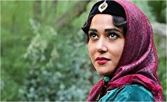 استایل پریناز ایزدیار باطرح لباس شاهزاده‌های قرون وسطی/آستین پفی، جلیقه سلطنتی