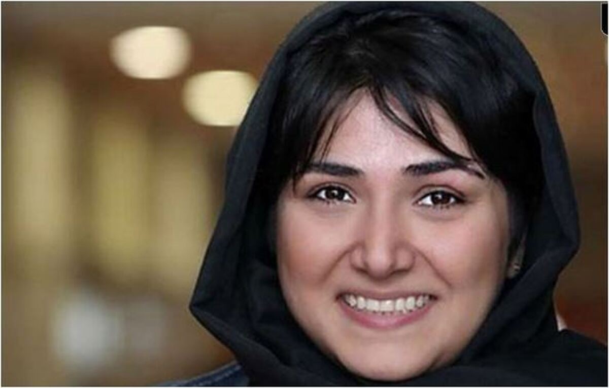 کودکی باران کوثری با مو‌های کوتاه چتری در کنار مادر ابرو کمانش+عکس