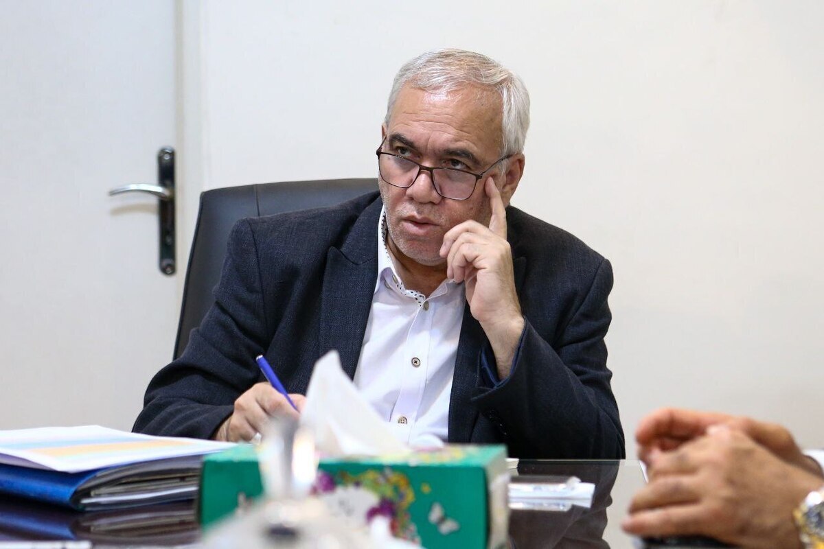 تاجرنیا برای مدیرعامل اسبق این باشگاه پیام فرستاد:لطفا سکوت کنید!