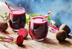 Healthline در مورد فواید آب چغندر برای سلامتی گزارش داد