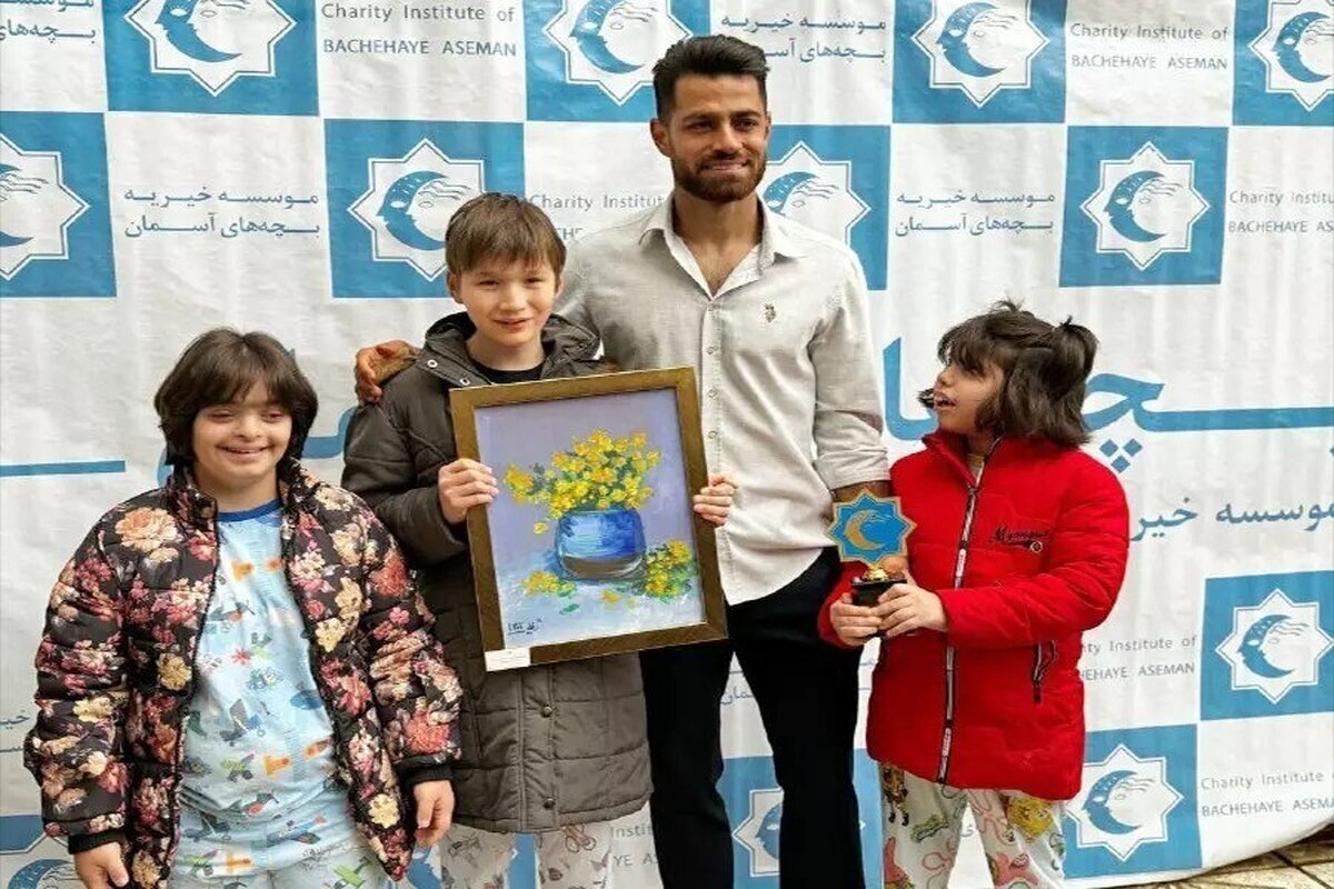 مدافع سرشناس پرسپولیس دل کودکان را شاد کرد