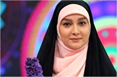 سوپرایز صمیمانه تولد مجری معروف توسط عوامل پشت صحنه! /مبارکا باشه