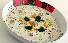 دستور پخت آش دوغ شیرازی برای عصر‌های پاییزی