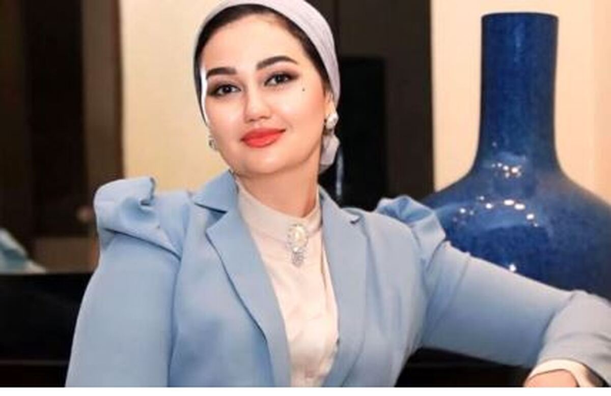 بازیگر نقش چمن در سریال پایتخت با یک لباس مجلسی سفید همه رو انگشت به دهان گذاشت!