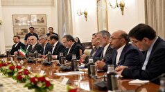برگزاری نشست وزیر امور خارجه با سفرا و کارداران کشور‌های خارجی مقیم تهران