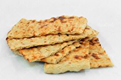 در اثر حرارت تنور چه اتفاقی روی کنجد می‌افتد؟