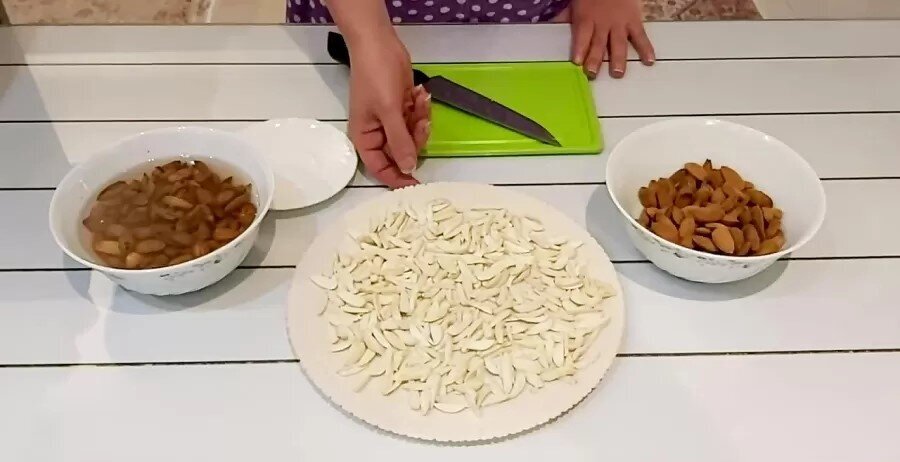 طرز تهیه خلال بادام؛ آموزش گام به گام+نکات مهم