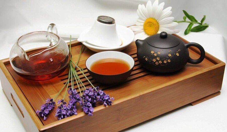 طبع و مزاج دمنوش گل گاوزبان و لیموعمانی چیست و برای چه بیماری‌هایی خوب است؟