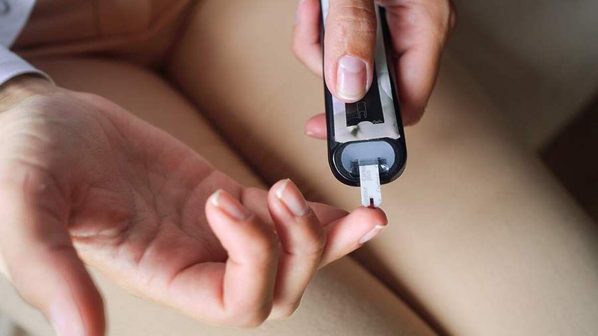 چین علائم و روش‌های پیشگیری از افت قند خون (هیپوگلیسمی) را فاش کرده است.
