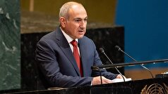 سی و چهار نماینده مجلس به استیضاح پاشینیان، نخست وزیر ارمنستان، پیوستند.