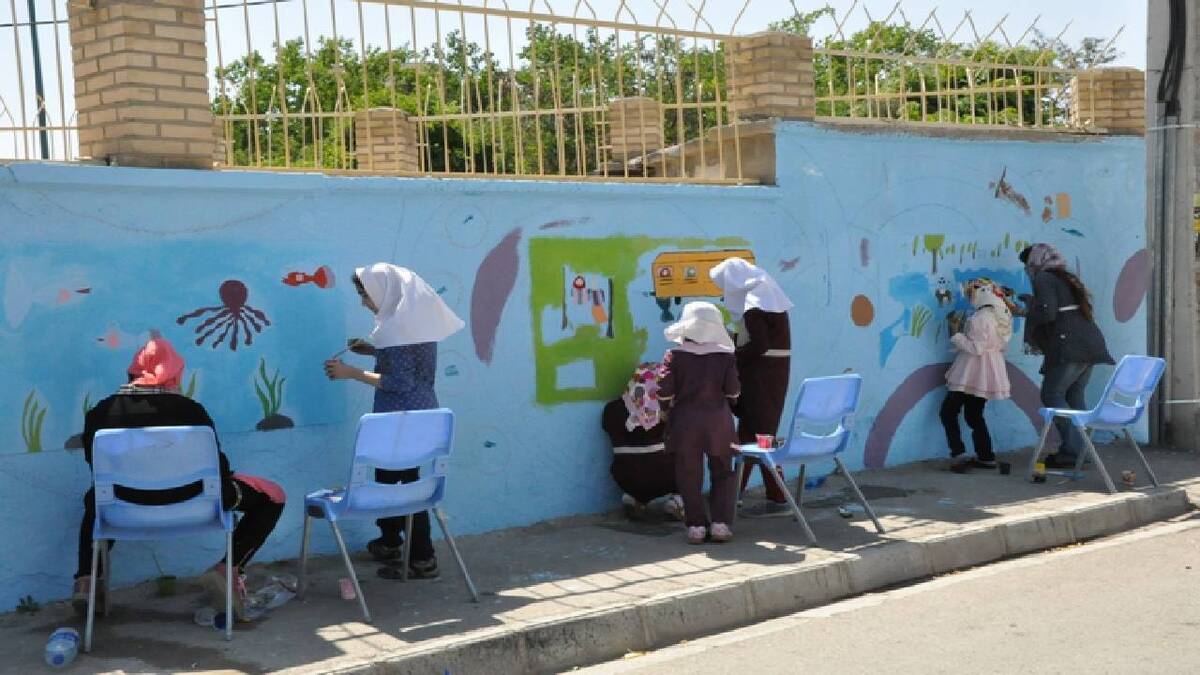 دیوارنگاری «از مقاومت تا ظهور» ویژه کودکان در هفته ملی کودک چهارمحال و بختیاری