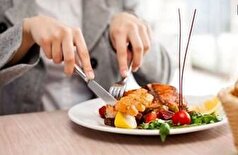 چگونه سرعت غذا خوردن مان را کاهش دهیم؟