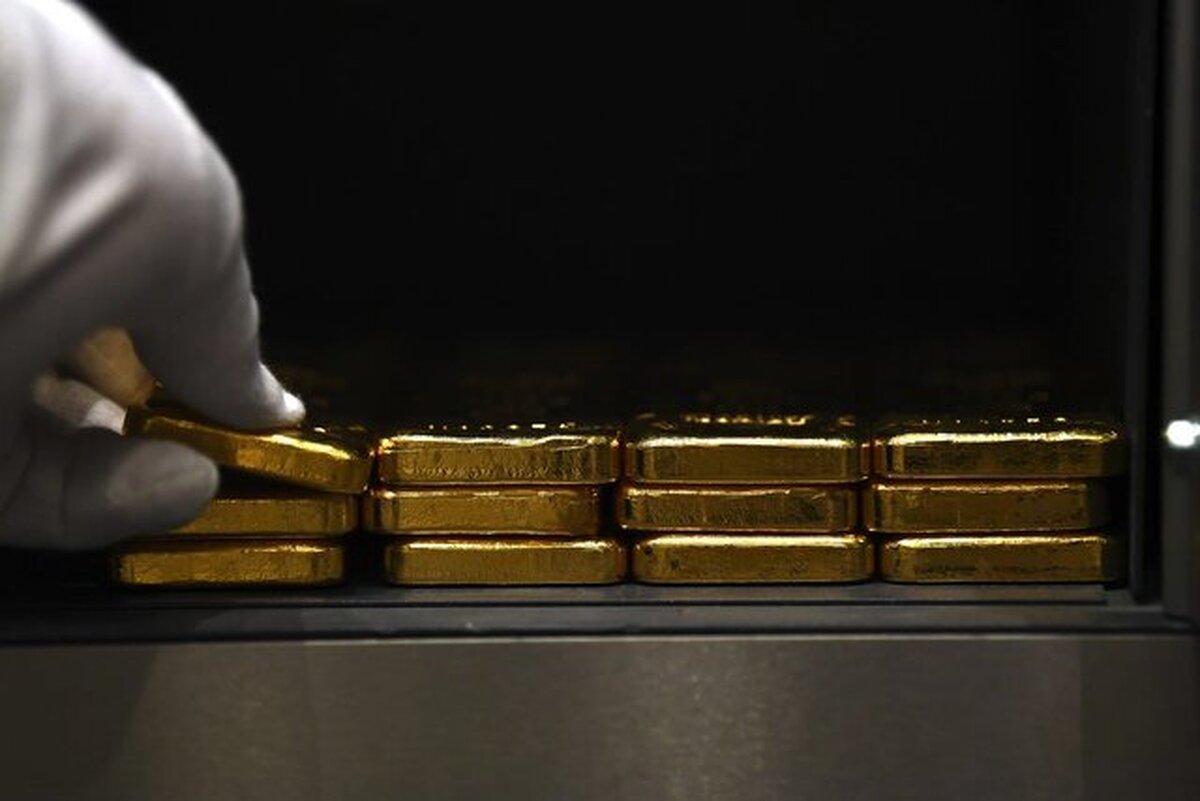طلای جهانی در آستانه ثبت هشتمین افزایش هفتگی قرار گرفت