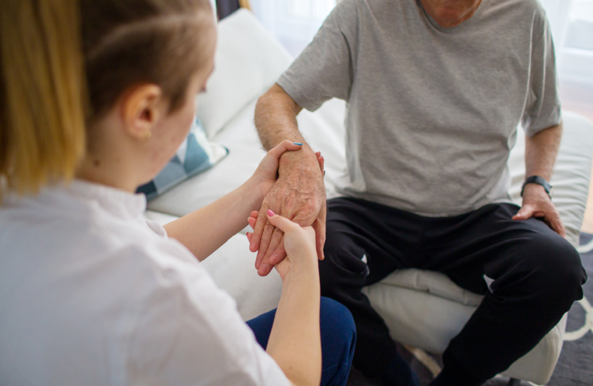 علائم فیزیکی اولیه زوال عقل ممکن است قبل از کاهش حافظه ظاهر شوند