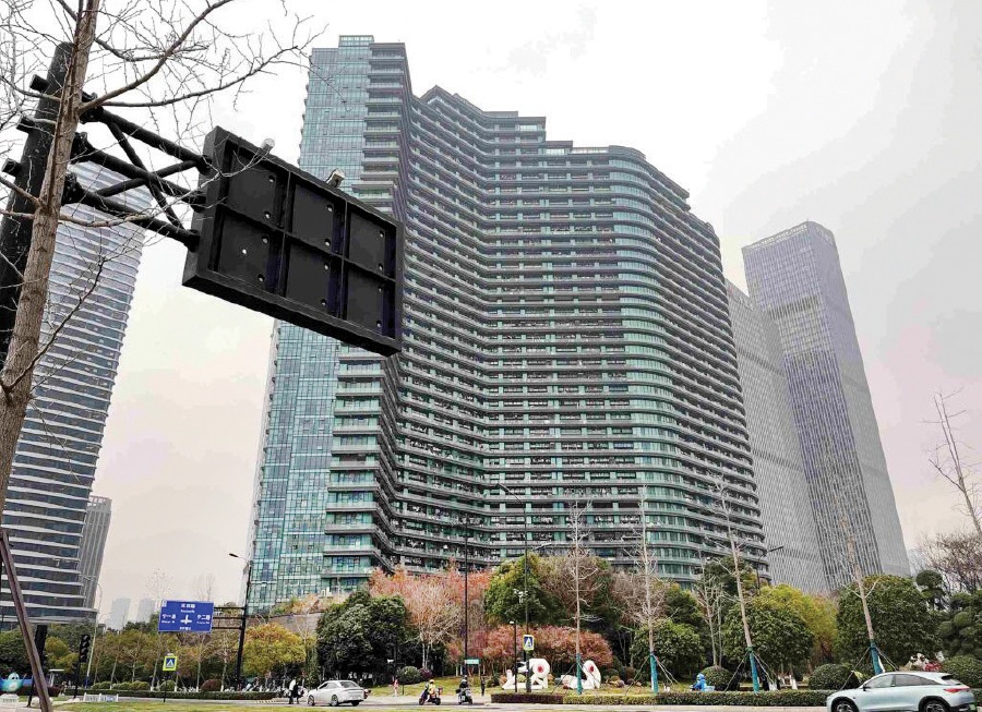 ریجنت اینترنشنال با لقب بزرگ‌ترین شهر عمودی