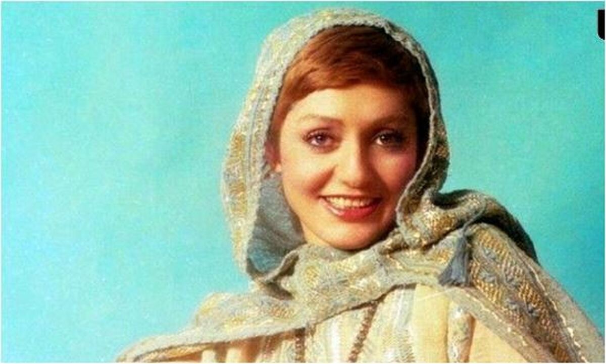 تصویری خاطره انگیز از مارتیک و گوگوش در یک اجرای مشترک در دهه ۵۰