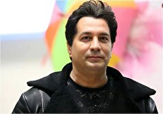 قابی یادگاری نایاب از خواننده آسماانی کنار سحر قریشی