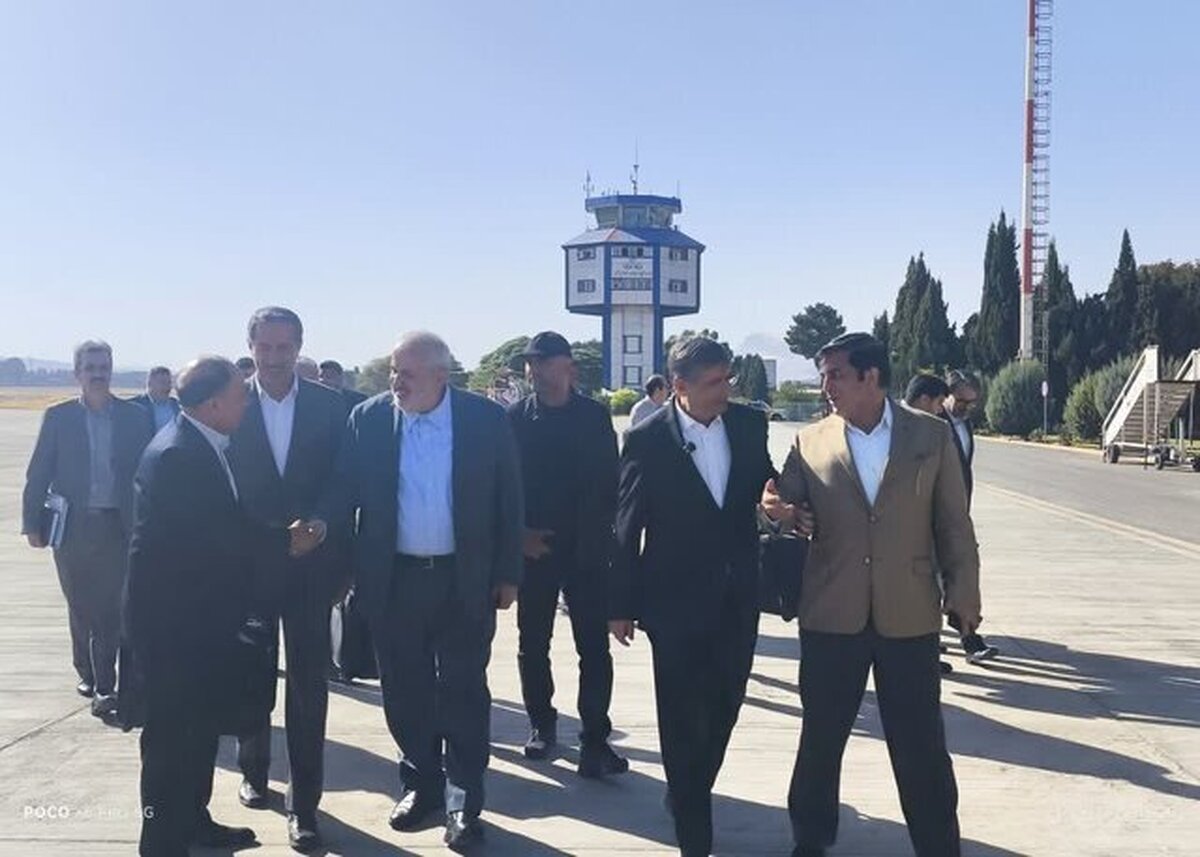 وزیر نیرو وارد لرستان شد