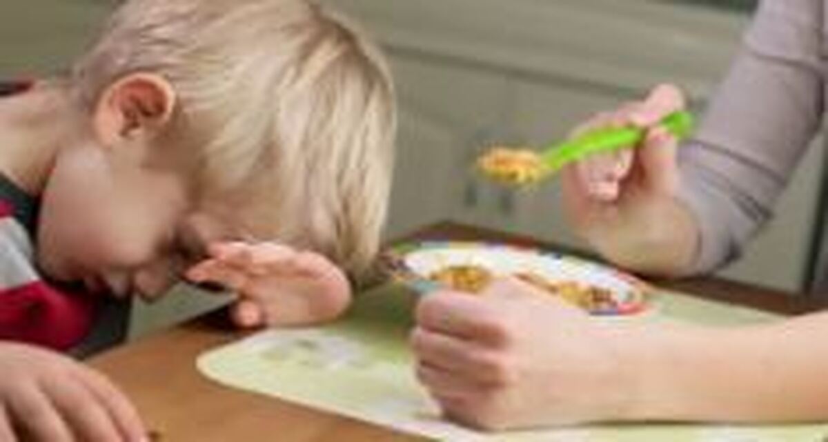 هشدار / والدین با رفتارشان روی سلامت روان و اشتها کودکان تاثیر می‌گذارند