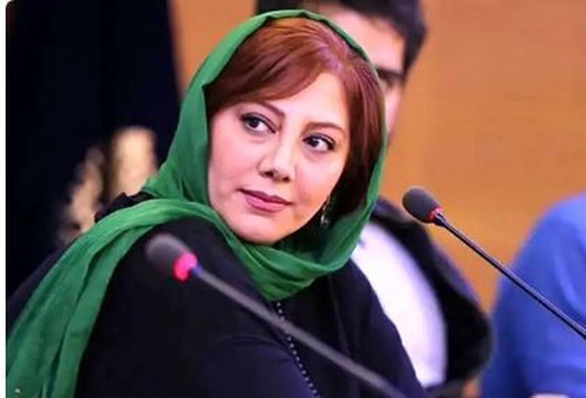 تفاوت پوشش و میکاپ زهرا داوودنژاد و دخترش جلب توجه کرد!