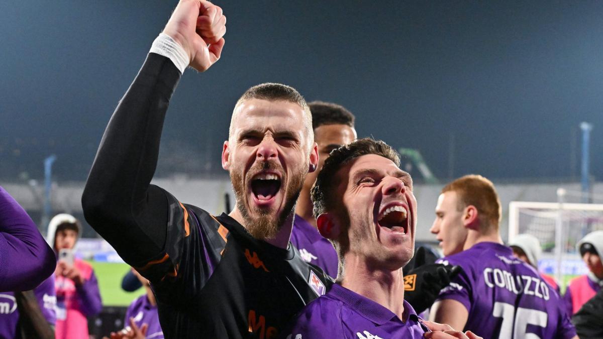 ماده مهر و موم شده توسط رولاندو ماندراگورا