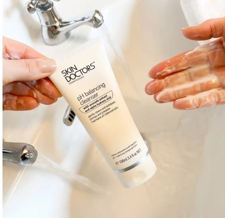 بازیابی سلامت پوست و رفع آکنه با روتین پیشنهادی یک متخصص بازیابی سلامت پوست و رفع آکنه با روتین پیشنهادی یک متخصص