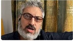 استوری عجیب و غیرقابل فهم ارژنگ امیرفضلی بعد از تقاضای کار/انگلیسی: خیلی خیلی؟!