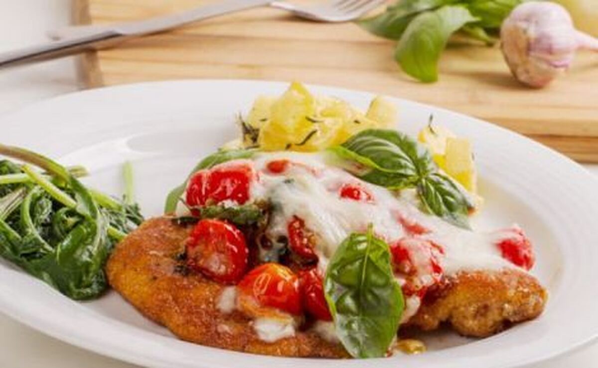 با مرغ این غذای فست فودی بی نظیر را آماده کنید