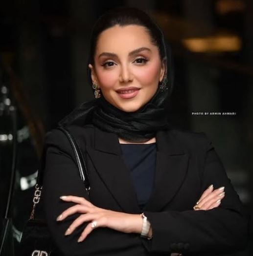 نازنین بیاتی با ساعت چند صد میلیونی و لوکس خود غوغا کرد! +عکس