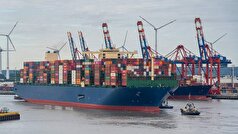 یک اقتصاددان خطرات جنگ تجاری بین آمریکا و چین را برای اقتصاد جهانی ارزیابی کرد.