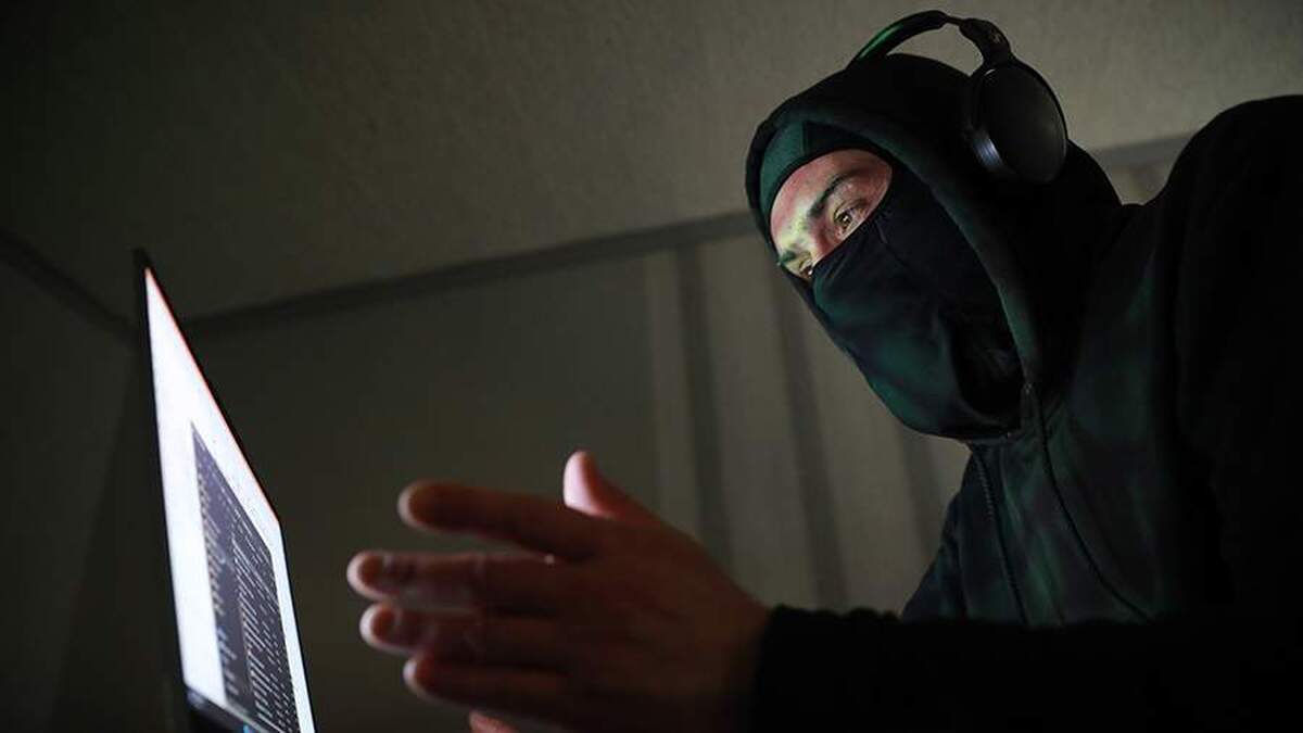 چین، آمریکا را به حملات سایبری به مرکز ملی زمان متهم کرد