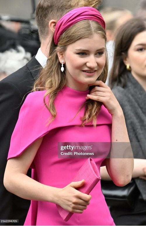 برجستهترین ولیعهدهای زن اروپا چگونه پوشش خود همگام با روز پیش میبرند؟ برجستهترین ولیعهدهای زن اروپا چگونه پوشش خود همگام با روز پیش میبرند؟