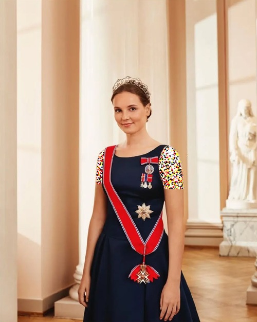 برجستهترین ولیعهدهای زن اروپا چگونه پوشش خود همگام با روز پیش میبرند؟ برجستهترین ولیعهدهای زن اروپا چگونه پوشش خود همگام با روز پیش میبرند؟