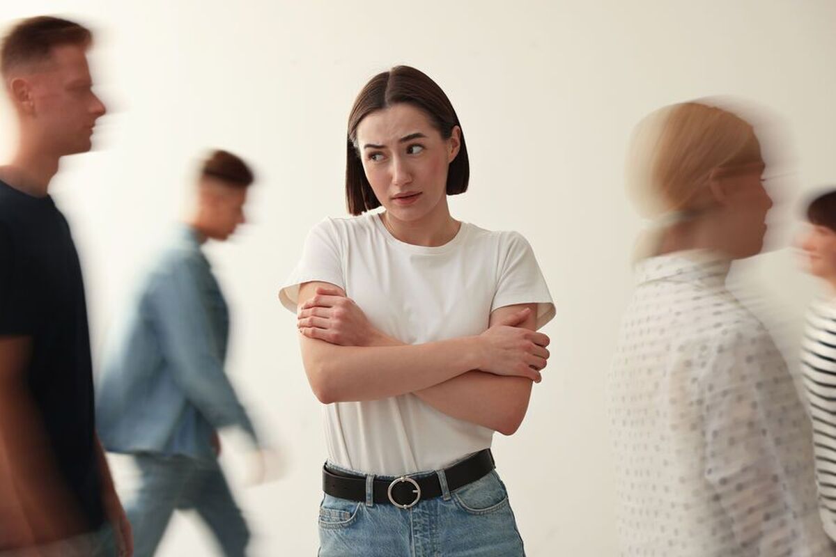 یک روانشناس توضیح می‌دهد که زنان بالای ۴۰ سال چگونه می‌توانند با استرس کنار بیایند