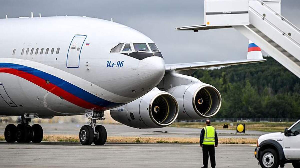 اتحادیه اروپا اخبار مربوط به سفر پوتین به بوداپست را «چندان خوشایند» ندانست.